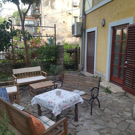 Zelena Oaza U Centru Grada Apartment Rijeka Exterior photo
