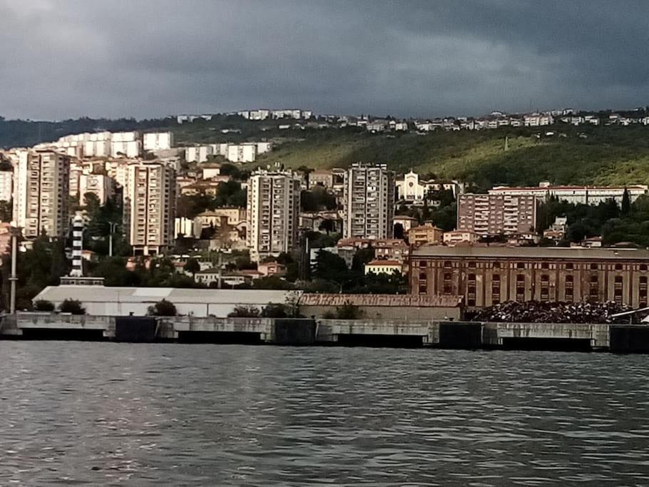 Zelena Oaza U Centru Grada Apartment Rijeka Exterior photo