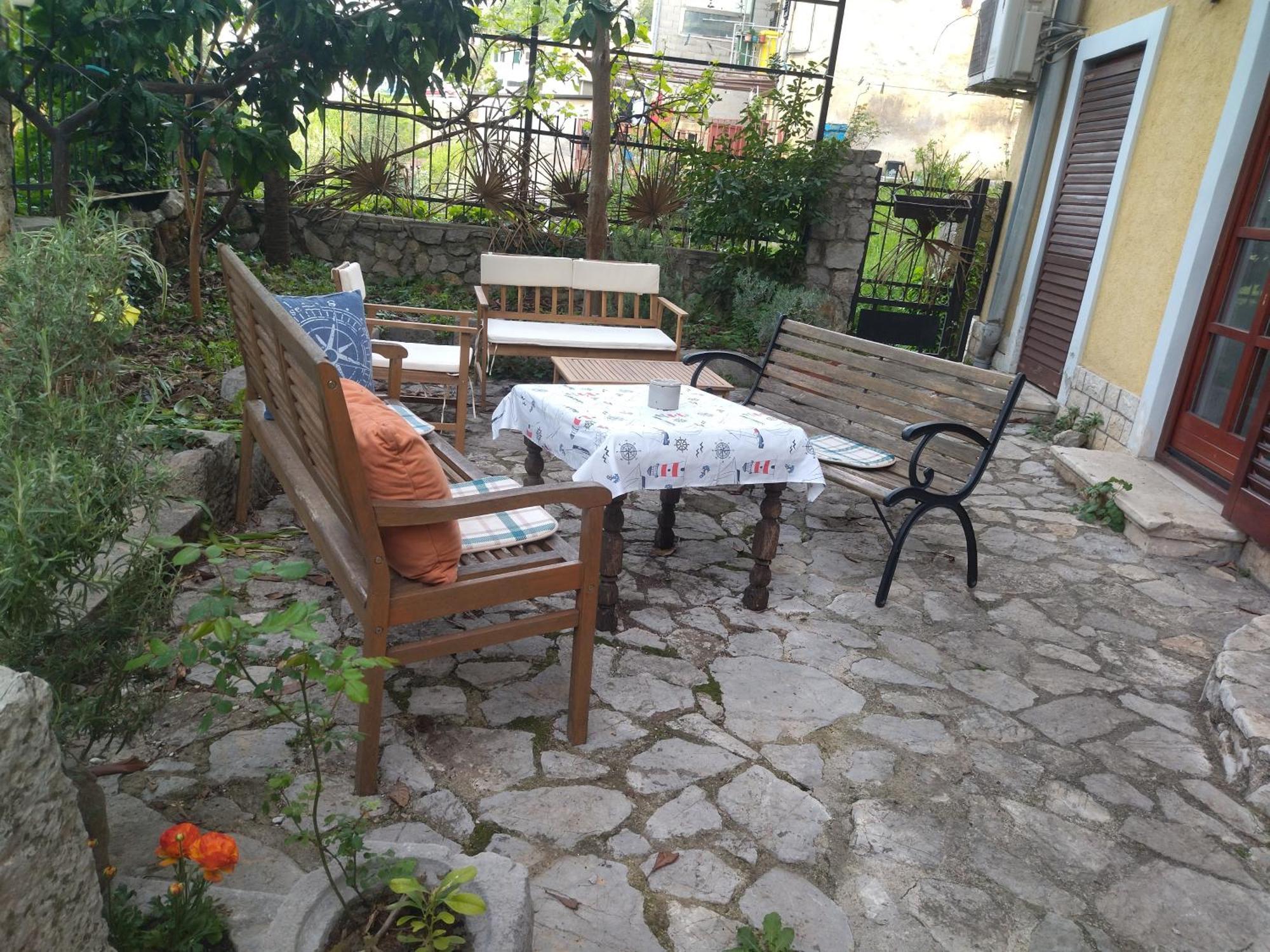 Zelena Oaza U Centru Grada Apartment Rijeka Exterior photo