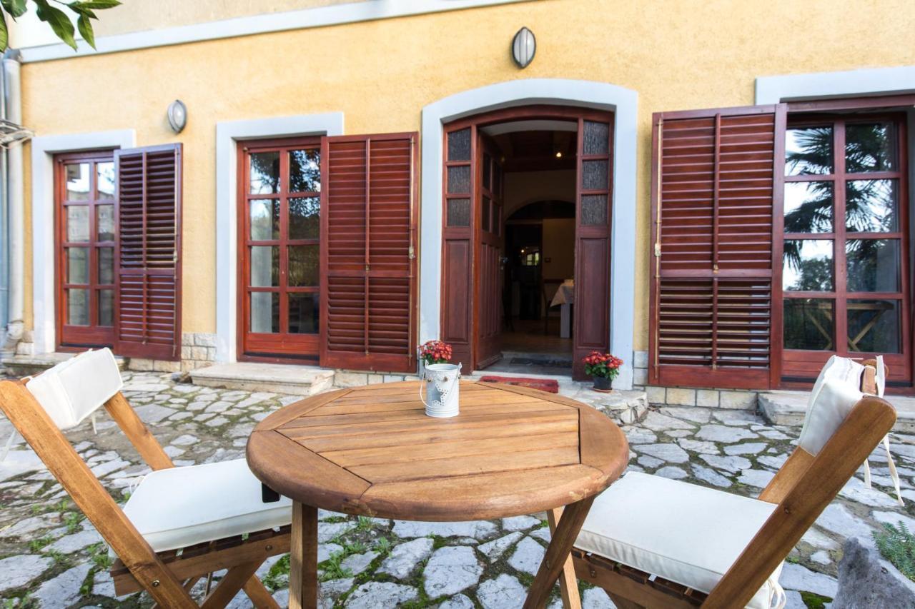 Zelena Oaza U Centru Grada Apartment Rijeka Exterior photo